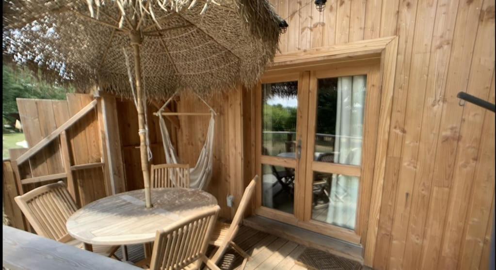 Ecolodge Beauregard Треньи Экстерьер фото